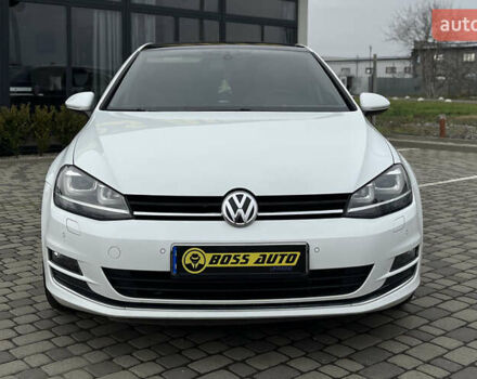 Белый Фольксваген Гольф, объемом двигателя 1.8 л и пробегом 230 тыс. км за 11700 $, фото 1 на Automoto.ua