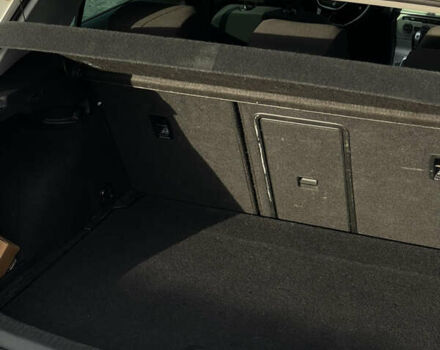 Белый Фольксваген Гольф, объемом двигателя 1.4 л и пробегом 240 тыс. км за 14000 $, фото 26 на Automoto.ua