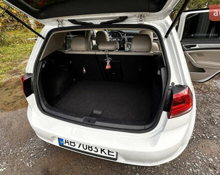 Білий Фольксваген Гольф, об'ємом двигуна 1.8 л та пробігом 127 тис. км за 11100 $, фото 10 на Automoto.ua