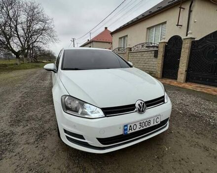 Белый Фольксваген Гольф, объемом двигателя 1.6 л и пробегом 281 тыс. км за 10200 $, фото 2 на Automoto.ua