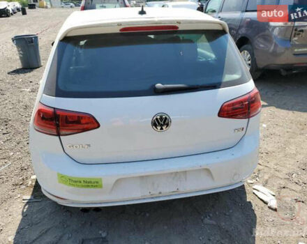 Белый Фольксваген Гольф, объемом двигателя 1.8 л и пробегом 160 тыс. км за 11500 $, фото 15 на Automoto.ua