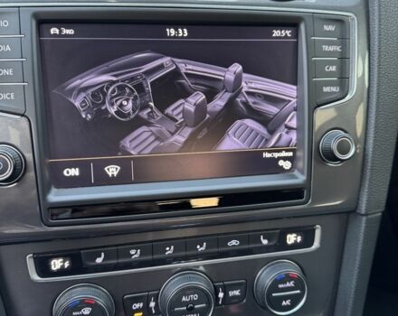 Белый Фольксваген Гольф, объемом двигателя 0 л и пробегом 167 тыс. км за 9500 $, фото 1 на Automoto.ua