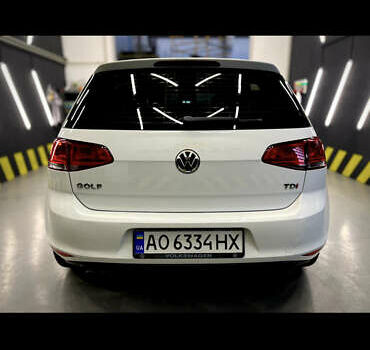 Белый Фольксваген Гольф, объемом двигателя 1.97 л и пробегом 288 тыс. км за 11900 $, фото 5 на Automoto.ua