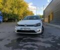 Белый Фольксваген Гольф, объемом двигателя 0 л и пробегом 165 тыс. км за 8398 $, фото 12 на Automoto.ua