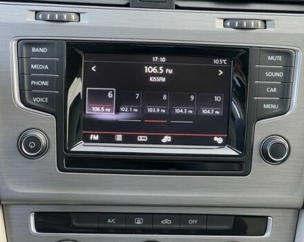 Белый Фольксваген Гольф, объемом двигателя 1.8 л и пробегом 115 тыс. км за 11500 $, фото 13 на Automoto.ua