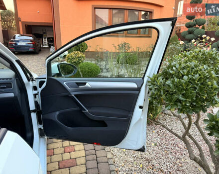 Білий Фольксваген Гольф, об'ємом двигуна 1.97 л та пробігом 198 тис. км за 14500 $, фото 41 на Automoto.ua