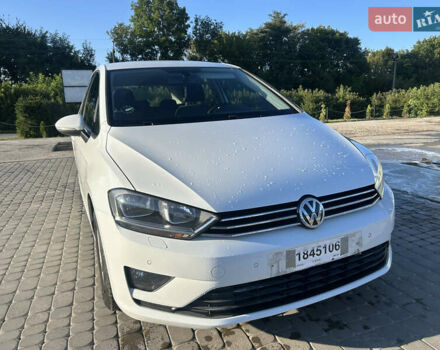 Белый Фольксваген Гольф, объемом двигателя 1.6 л и пробегом 217 тыс. км за 11150 $, фото 4 на Automoto.ua