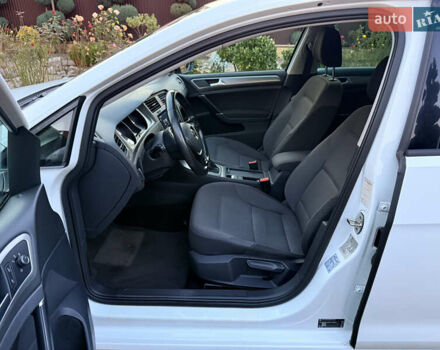 Білий Фольксваген Гольф, об'ємом двигуна 1.97 л та пробігом 198 тис. км за 14500 $, фото 38 на Automoto.ua