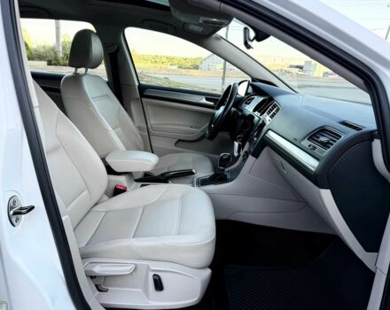 Белый Фольксваген Гольф, объемом двигателя 1.8 л и пробегом 73 тыс. км за 6000 $, фото 10 на Automoto.ua