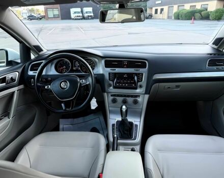 Белый Фольксваген Гольф, объемом двигателя 1.8 л и пробегом 73 тыс. км за 6000 $, фото 8 на Automoto.ua