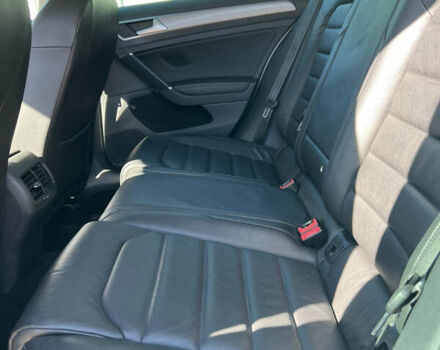 Белый Фольксваген Гольф, объемом двигателя 0 л и пробегом 161 тыс. км за 9700 $, фото 4 на Automoto.ua