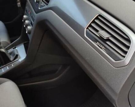 Білий Фольксваген Гольф, об'ємом двигуна 1.6 л та пробігом 221 тис. км за 9650 $, фото 21 на Automoto.ua