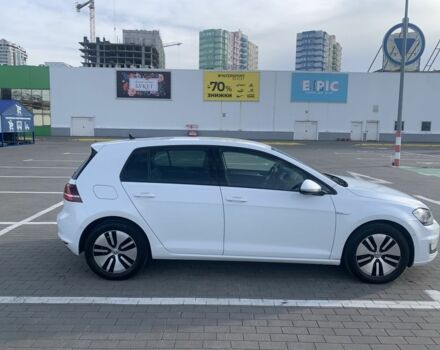 Белый Фольксваген Гольф, объемом двигателя 0 л и пробегом 120 тыс. км за 10700 $, фото 1 на Automoto.ua