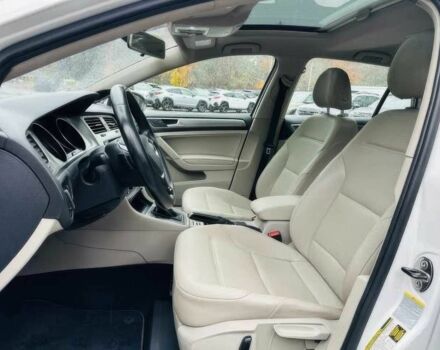 Белый Фольксваген Гольф, объемом двигателя 1.8 л и пробегом 80 тыс. км за 3850 $, фото 7 на Automoto.ua