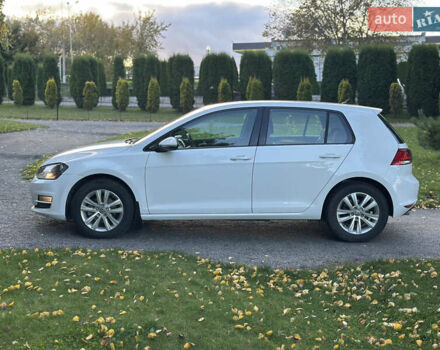 Белый Фольксваген Гольф, объемом двигателя 1.6 л и пробегом 134 тыс. км за 11999 $, фото 11 на Automoto.ua