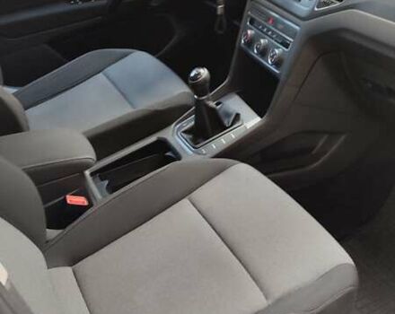 Білий Фольксваген Гольф, об'ємом двигуна 1.6 л та пробігом 221 тис. км за 9650 $, фото 20 на Automoto.ua