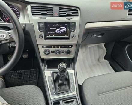 Білий Фольксваген Гольф, об'ємом двигуна 1.6 л та пробігом 230 тис. км за 10900 $, фото 20 на Automoto.ua