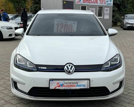 Білий Фольксваген Гольф, об'ємом двигуна 0 л та пробігом 150 тис. км за 9400 $, фото 1 на Automoto.ua