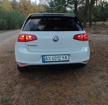 Білий Фольксваген Гольф, об'ємом двигуна 0 л та пробігом 133 тис. км за 8100 $, фото 5 на Automoto.ua