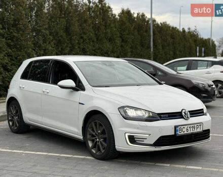 Белый Фольксваген Гольф, объемом двигателя 1.4 л и пробегом 200 тыс. км за 14990 $, фото 2 на Automoto.ua
