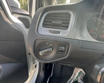 Белый Фольксваген Гольф, объемом двигателя 1.8 л и пробегом 64 тыс. км за 10700 $, фото 16 на Automoto.ua