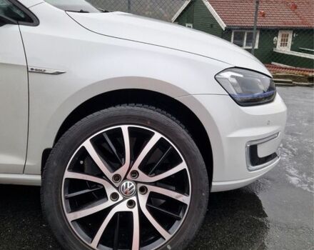 Білий Фольксваген Гольф, об'ємом двигуна 0 л та пробігом 63 тис. км за 7800 $, фото 3 на Automoto.ua
