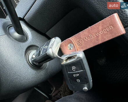 Белый Фольксваген Гольф, объемом двигателя 1.6 л и пробегом 134 тыс. км за 11999 $, фото 19 на Automoto.ua