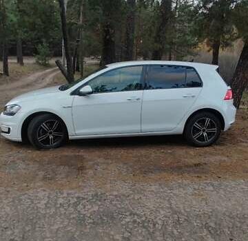 Білий Фольксваген Гольф, об'ємом двигуна 0 л та пробігом 133 тис. км за 8100 $, фото 2 на Automoto.ua