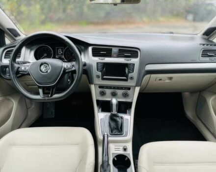 Белый Фольксваген Гольф, объемом двигателя 1.8 л и пробегом 80 тыс. км за 3850 $, фото 8 на Automoto.ua