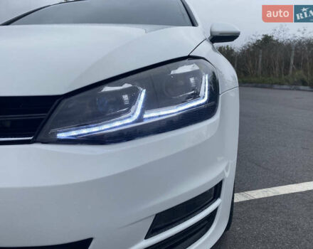 Белый Фольксваген Гольф, объемом двигателя 1.8 л и пробегом 93 тыс. км за 13700 $, фото 8 на Automoto.ua