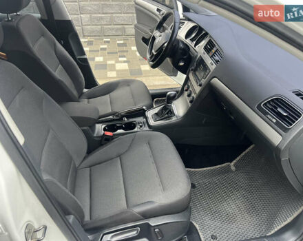 Білий Фольксваген Гольф, об'ємом двигуна 1.78 л та пробігом 175 тис. км за 9999 $, фото 10 на Automoto.ua