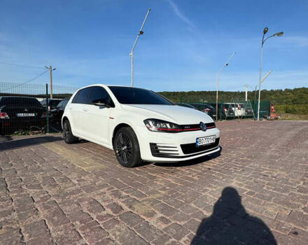 Белый Фольксваген Гольф, объемом двигателя 1.8 л и пробегом 177 тыс. км за 12000 $, фото 1 на Automoto.ua