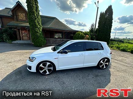 Білий Фольксваген Гольф, об'ємом двигуна 2 л та пробігом 232 тис. км за 12200 $, фото 2 на Automoto.ua