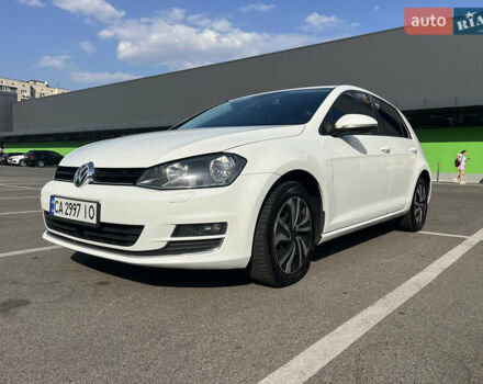 Белый Фольксваген Гольф, объемом двигателя 1.6 л и пробегом 250 тыс. км за 11700 $, фото 10 на Automoto.ua