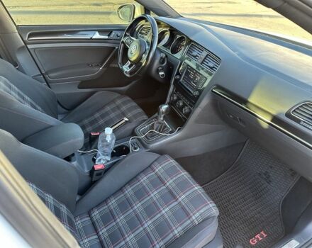 Белый Фольксваген Гольф, объемом двигателя 2 л и пробегом 89 тыс. км за 14500 $, фото 8 на Automoto.ua