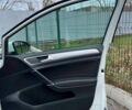 Белый Фольксваген Гольф, объемом двигателя 0 л и пробегом 107 тыс. км за 9999 $, фото 7 на Automoto.ua