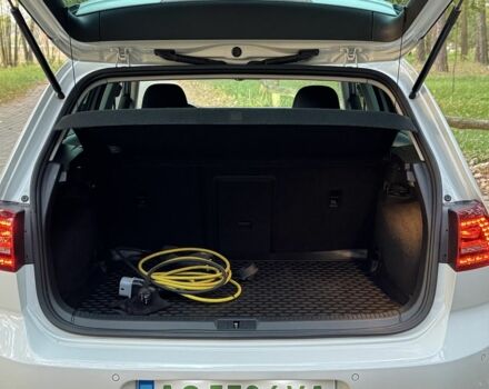 Белый Фольксваген Гольф, объемом двигателя 0 л и пробегом 89 тыс. км за 8450 $, фото 22 на Automoto.ua