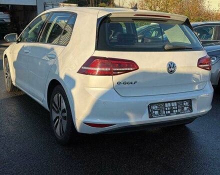 Белый Фольксваген Гольф, объемом двигателя 0 л и пробегом 126 тыс. км за 9300 $, фото 3 на Automoto.ua