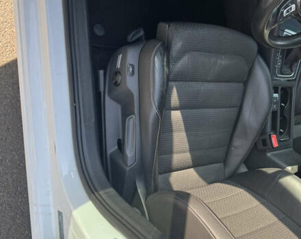 Белый Фольксваген Гольф, объемом двигателя 1.6 л и пробегом 250 тыс. км за 11700 $, фото 31 на Automoto.ua