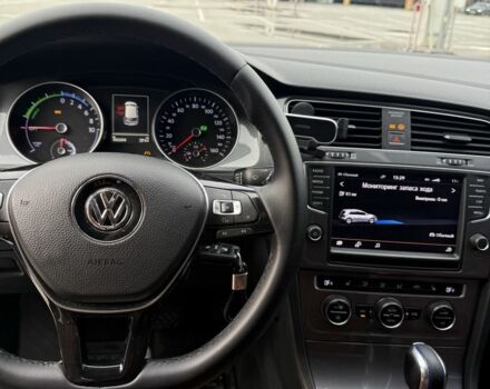 Белый Фольксваген Гольф, объемом двигателя 0 л и пробегом 103 тыс. км за 8350 $, фото 4 на Automoto.ua