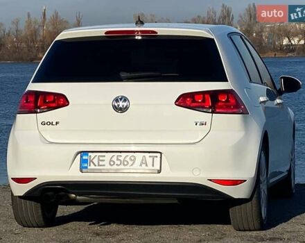Белый Фольксваген Гольф, объемом двигателя 1.8 л и пробегом 141 тыс. км за 11300 $, фото 4 на Automoto.ua
