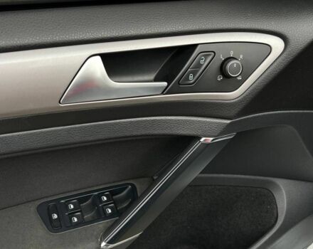 Білий Фольксваген Гольф, об'ємом двигуна 0 л та пробігом 150 тис. км за 9400 $, фото 9 на Automoto.ua