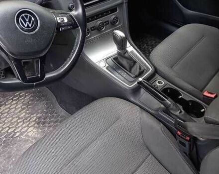 Білий Фольксваген Гольф, об'ємом двигуна 2 л та пробігом 247 тис. км за 7600 $, фото 3 на Automoto.ua