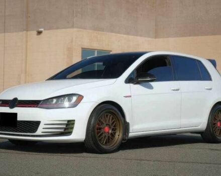 Белый Фольксваген Гольф, объемом двигателя 2 л и пробегом 134 тыс. км за 3000 $, фото 2 на Automoto.ua