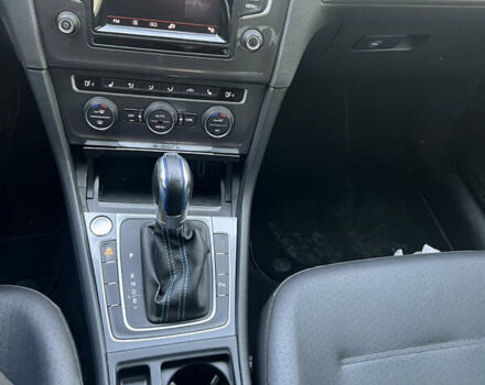 Білий Фольксваген Гольф, об'ємом двигуна 0 л та пробігом 160 тис. км за 9900 $, фото 11 на Automoto.ua