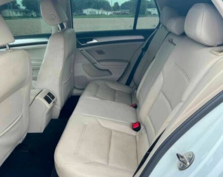 Белый Фольксваген Гольф, объемом двигателя 1.8 л и пробегом 76 тыс. км за 12000 $, фото 8 на Automoto.ua