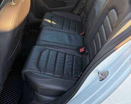 Белый Фольксваген Гольф, объемом двигателя 0 л и пробегом 126 тыс. км за 9300 $, фото 4 на Automoto.ua