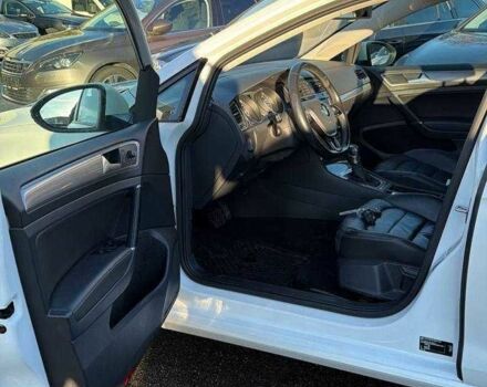 Белый Фольксваген Гольф, объемом двигателя 0 л и пробегом 126 тыс. км за 9300 $, фото 5 на Automoto.ua