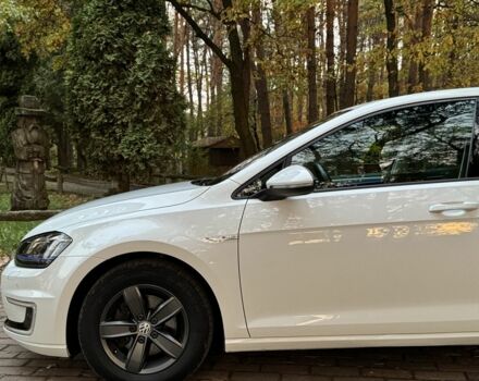 Белый Фольксваген Гольф, объемом двигателя 0 л и пробегом 89 тыс. км за 8450 $, фото 3 на Automoto.ua