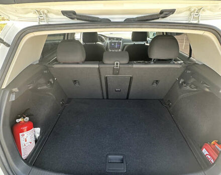 Белый Фольксваген Гольф, объемом двигателя 1.8 л и пробегом 64 тыс. км за 10700 $, фото 15 на Automoto.ua